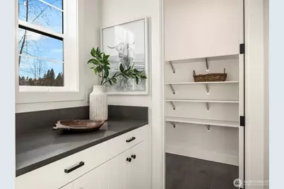 8711 NE Winslow Grove Court, Bainbridge Island, WA 98110 - Photo 10