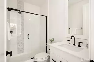 8711 NE Winslow Grove Ct, Bainbridge Island, WA 98110 - Photo 30