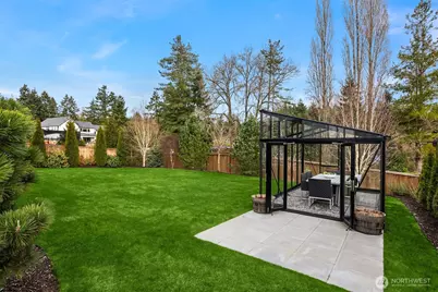 8711 NE Winslow Grove Court, Bainbridge Island, WA 98110 - Photo 36