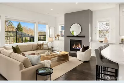 8711 NE Winslow Grove Court, Bainbridge Island, WA 98110 - Photo 4