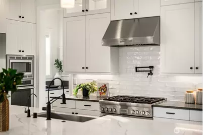 8711 NE Winslow Grove Court, Bainbridge Island, WA 98110 - Photo 8