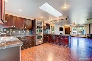 3315 18th St Pl SW, Puyallup, WA 98373 - Photo 8