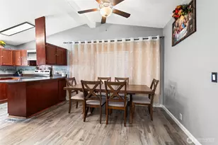 1205 Marion St, Centralia, WA 98531 - Photo 10