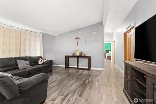 1205 Marion St, Centralia, WA 98531 - Photo 4