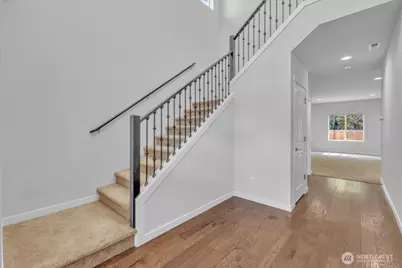 224 157th Place SW, Lynnwood, WA 98087 - Photo 2