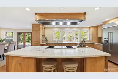 20810 NE 78th Street, Redmond, WA 98053 - Photo 12