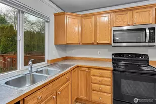 831 SW 364th Pl, Federal Way, WA 98023 - Photo 10