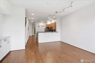 63 Cougar Ridge Rd NW, Issaquah, WA 98027 - Photo 6