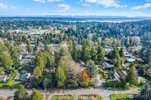 2306 NE 105th St, Seattle, WA 98125 - Photo 36