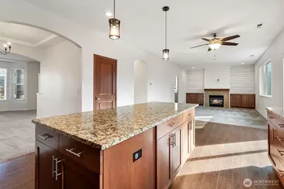 204 Balmer Street SW, Orting, WA 98360 - Photo 10