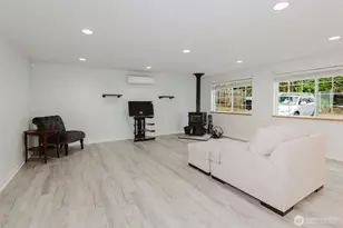 3305 Pine Rd, Bremerton, WA 98310 - Photo 4