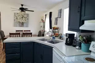 272 Grand Fir Dr, Enumclaw, WA 98022 - Photo 2