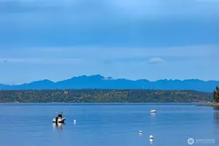 212 S 219th St, Normandy Park, WA 98198 - Photo 1