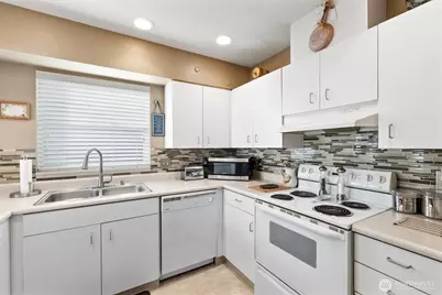 3309 S Mead Street, Seattle, WA 98118 - Photo 16