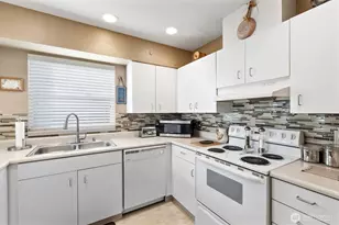 3309 S Mead St, Seattle, WA 98118 - Photo 16