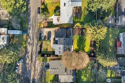 24231 78th Place W, Edmonds, WA 98026 - Photo 32