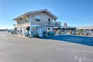 1600 5th St, Anacortes, WA 98221 - Photo 22