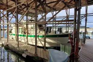 1600 5th St, Anacortes, WA 98221 - Photo 6