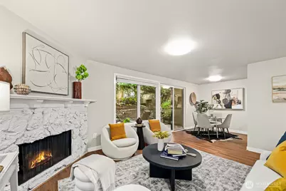 12527 NE 117th Place #F5, Kirkland, WA 98034 - Photo 2