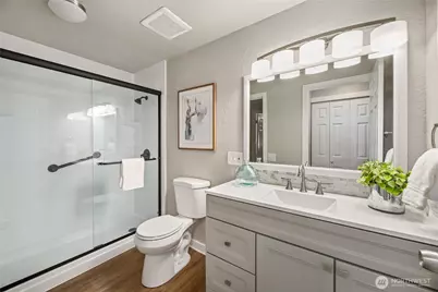 12527 NE 117th Place #F5, Kirkland, WA 98034 - Photo 14