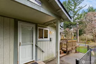 26009 Barrett Rd NE, Kingston, WA 98346 - Photo 2