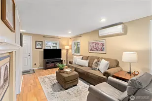 112 Barbara Ln, Everett, WA 98203 - Photo 6