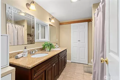 112 Barbara Lane, Everett, WA 98203 - Photo 14