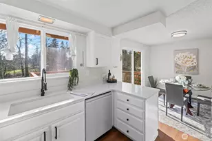 2510 90th St E, Tacoma, WA 98445 - Photo 8