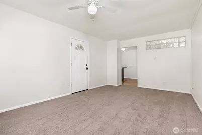 7902 48th Street E, Fife, WA 98424 - Photo 8