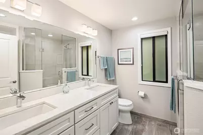 3922 229th Place SE, Sammamish, WA 98075 - Photo 16