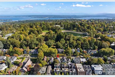 1147 Federal Avenue E, Seattle, WA 98102 - Photo 40