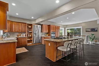 1147 Federal Avenue E, Seattle, WA 98102 - Photo 8