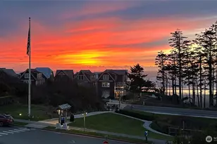 33 Fireside Ln, Pacific Beach, WA 98571 - Photo 38