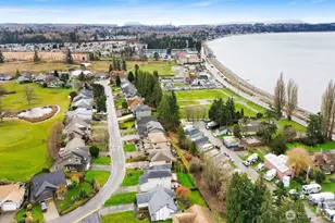 7969 W Golf Course Dr, Birch Bay, WA 98230 - Photo 6