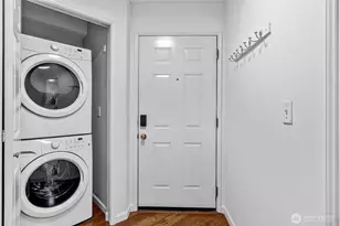 5000 Village Park Dr, Issaquah, WA 98027 - Photo 14