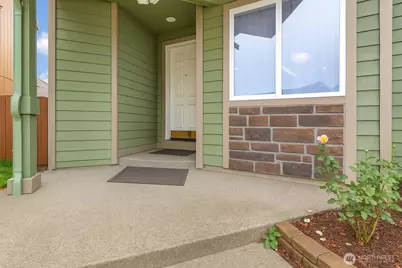 17915 25th Ave E, Tacoma, WA 98445 - Photo 2