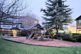 17915 25th Ave E, Tacoma, WA 98445 - Photo 24