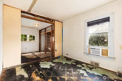 9004 12th Avenue SW, Seattle, WA 98106 - Photo 14