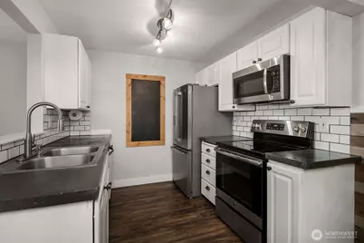 14200 NE 171st Street #G108, Woodinville, WA 98072 - Photo 10