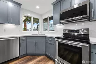 901 Bathke Ave, Enumclaw, WA 98022 - Photo 10