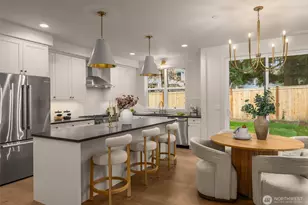 10618 NE 54th Ln, Kirkland, WA 98033 - Photo 12