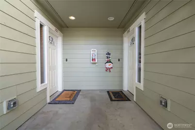 1656 Liberty Street #101, Lynden, WA 98264 - Photo 4