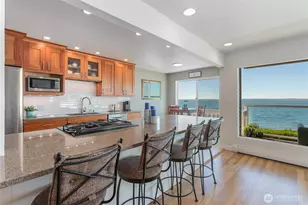 510 S State St, Bellingham, WA 98225 - Photo 8