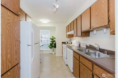 1775 W Sunn Fjord Lane #A-10, Bremerton, WA 98312 - Photo 8