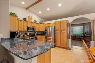 19618 Knoll Dr, Arlington, WA 98223 - Photo 8