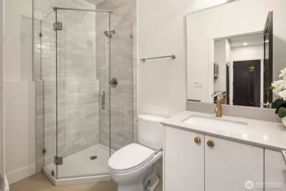 3616 Francis Avenue N, Seattle, WA 98103 - Photo 22