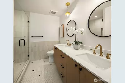 3616 Francis Avenue N, Seattle, WA 98103 - Photo 12