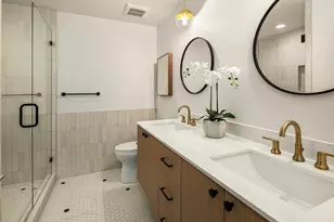 3616 Francis Ave N, Seattle, WA 98103 - Photo 12