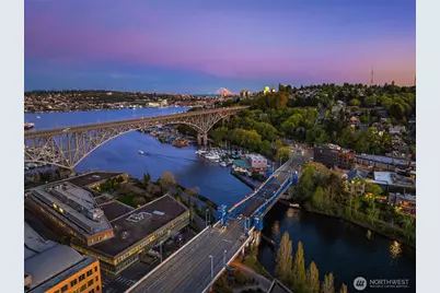 3616 Francis Avenue N, Seattle, WA 98103 - Photo 26