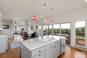 22922 Belvedere Pl NE, Kingston, WA 98346 - Photo 14